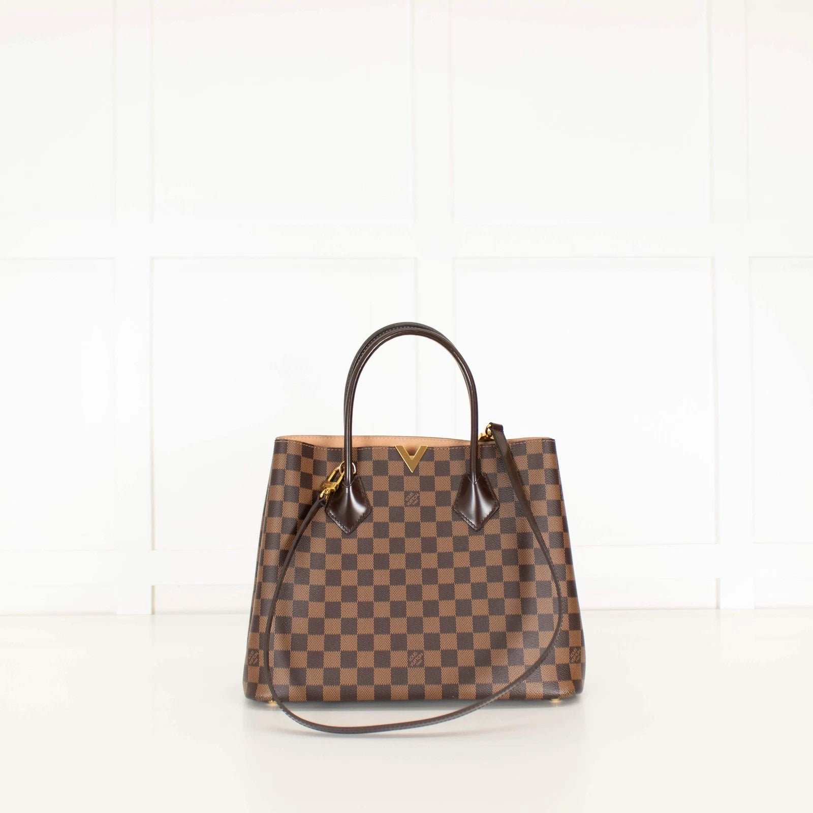 Louis Vuitton Damier Ebene Kensington Tote 2016